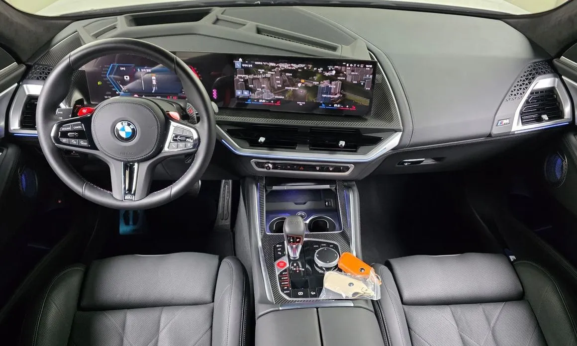 BMW XM — фото 7
