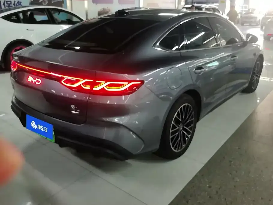 BYD Qin L — фото 5