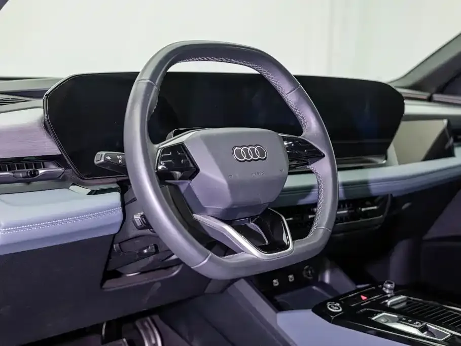 Audi Q6L e-tron — фото 8
