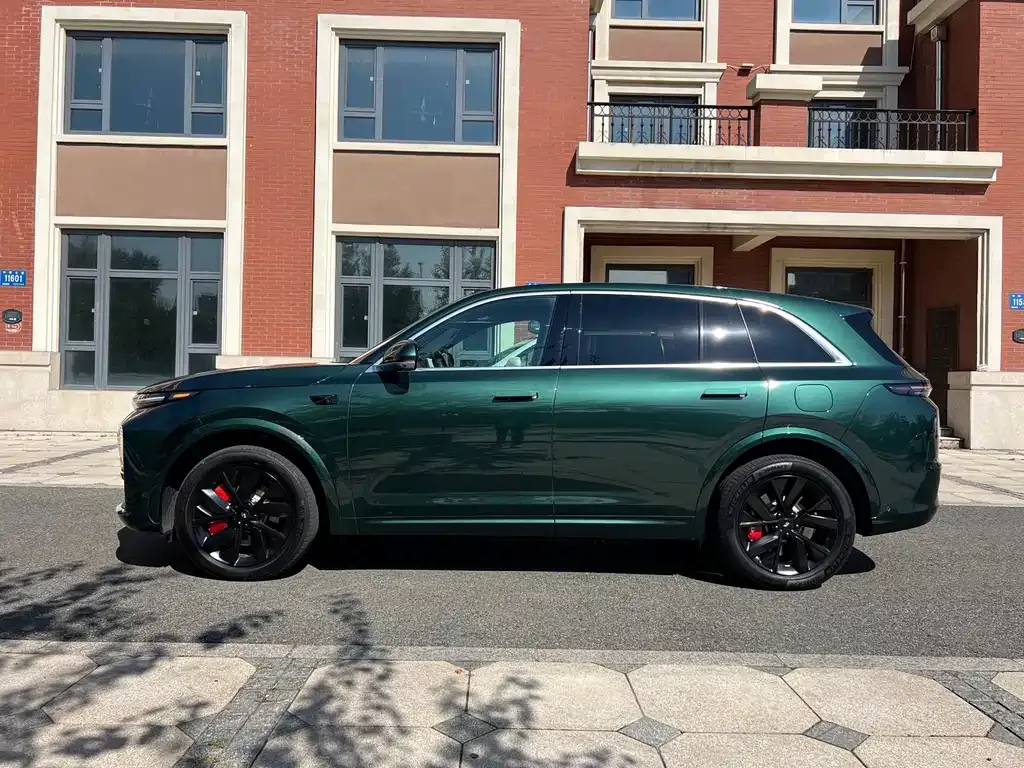 Li Auto L7 — фото 10