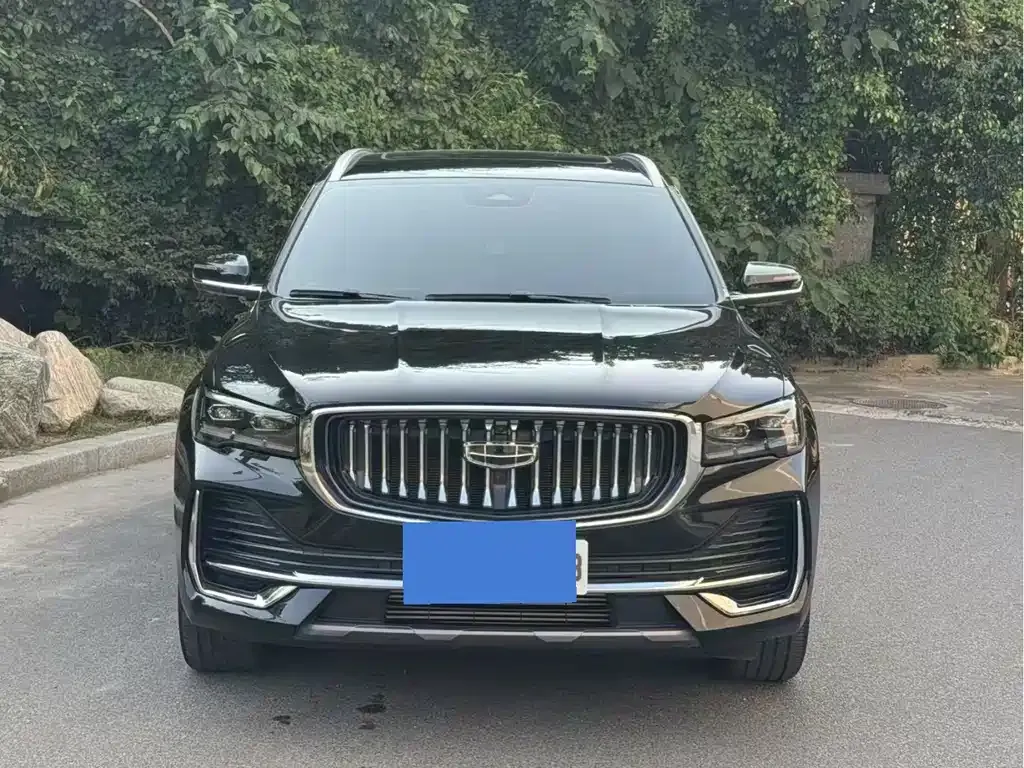 Geely Xingyue L — фото 1