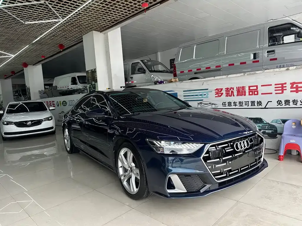 Audi A7L — фото 5