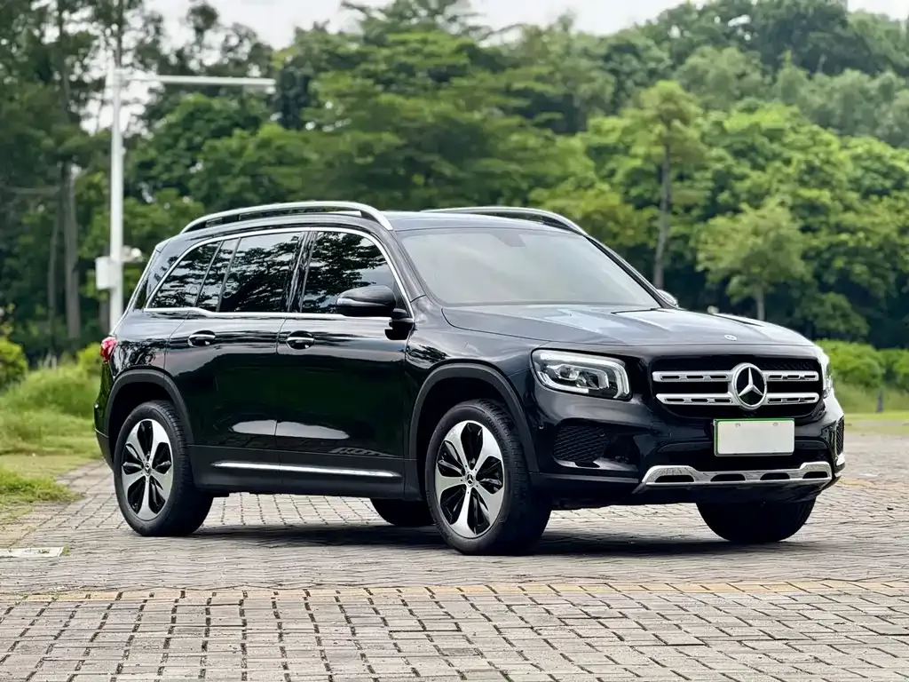Mercedes-Benz GLB — фото 3