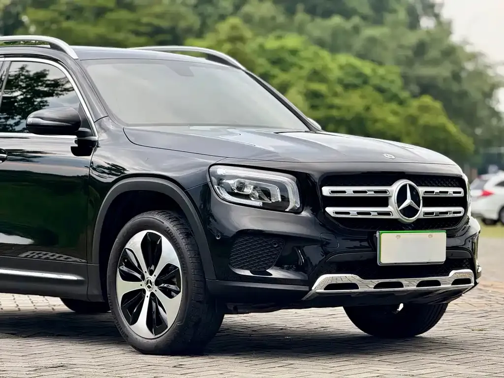 Mercedes-Benz GLB — фото 6