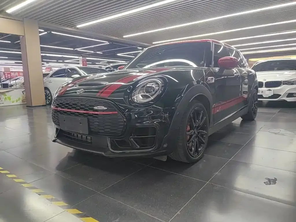 MINI Clubman JCW — фото 3