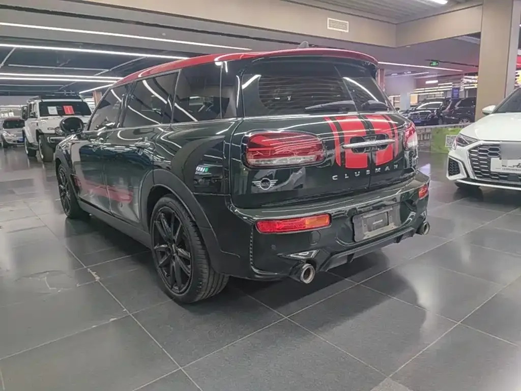 MINI Clubman JCW — фото 7