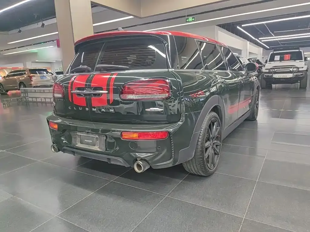 MINI Clubman JCW — фото 10