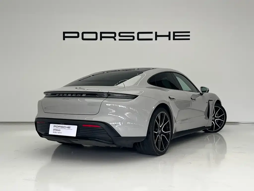 Porsche Taycan — фото 3