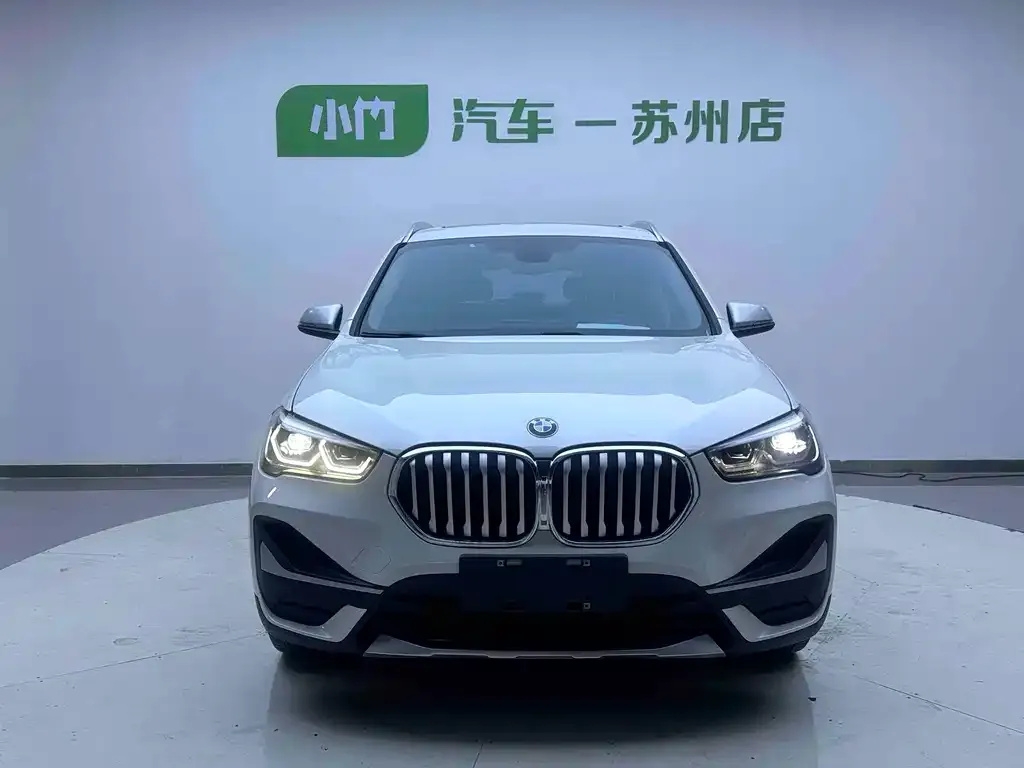 BMW X1 — фото 10