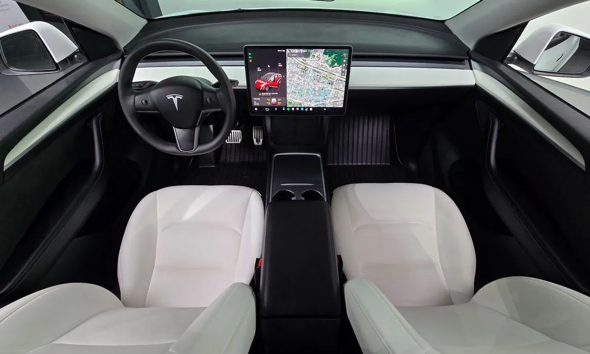 Tesla Model Y — фото 6