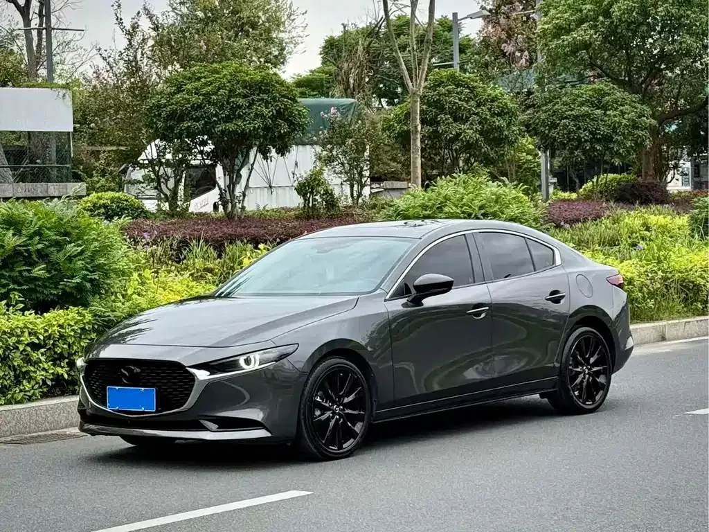 Mazda 3 Axela — фото 7