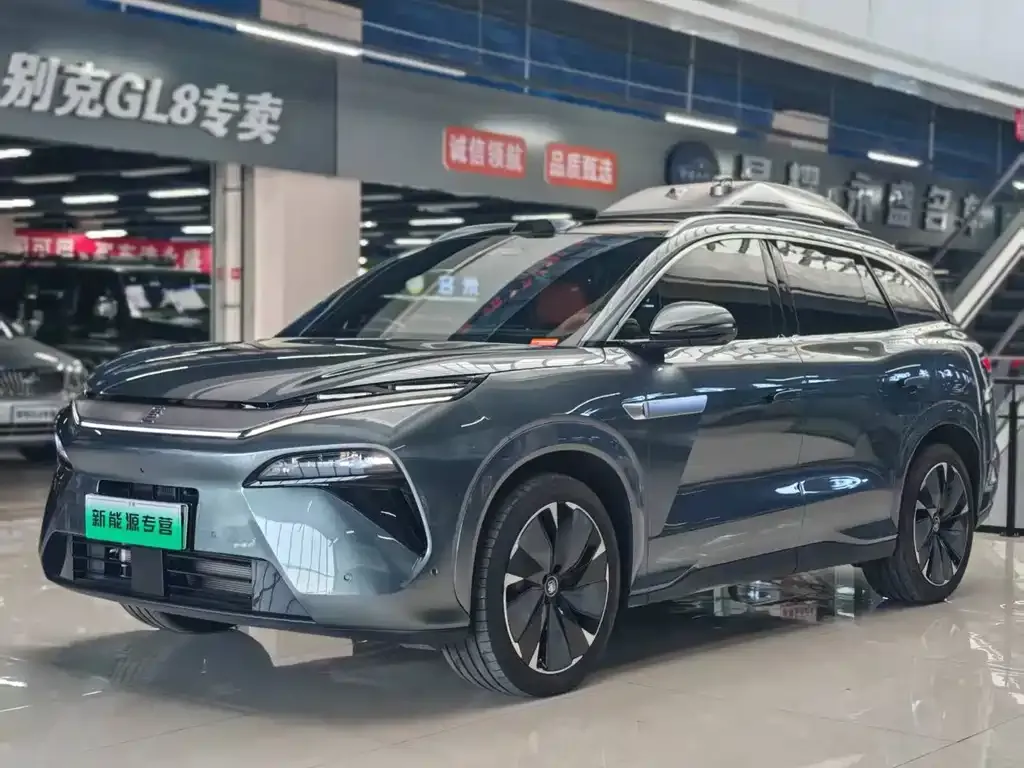 BYD Tang L — фото 7