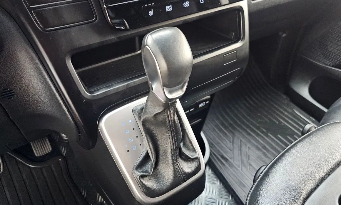 Hyundai Staria — фото 6