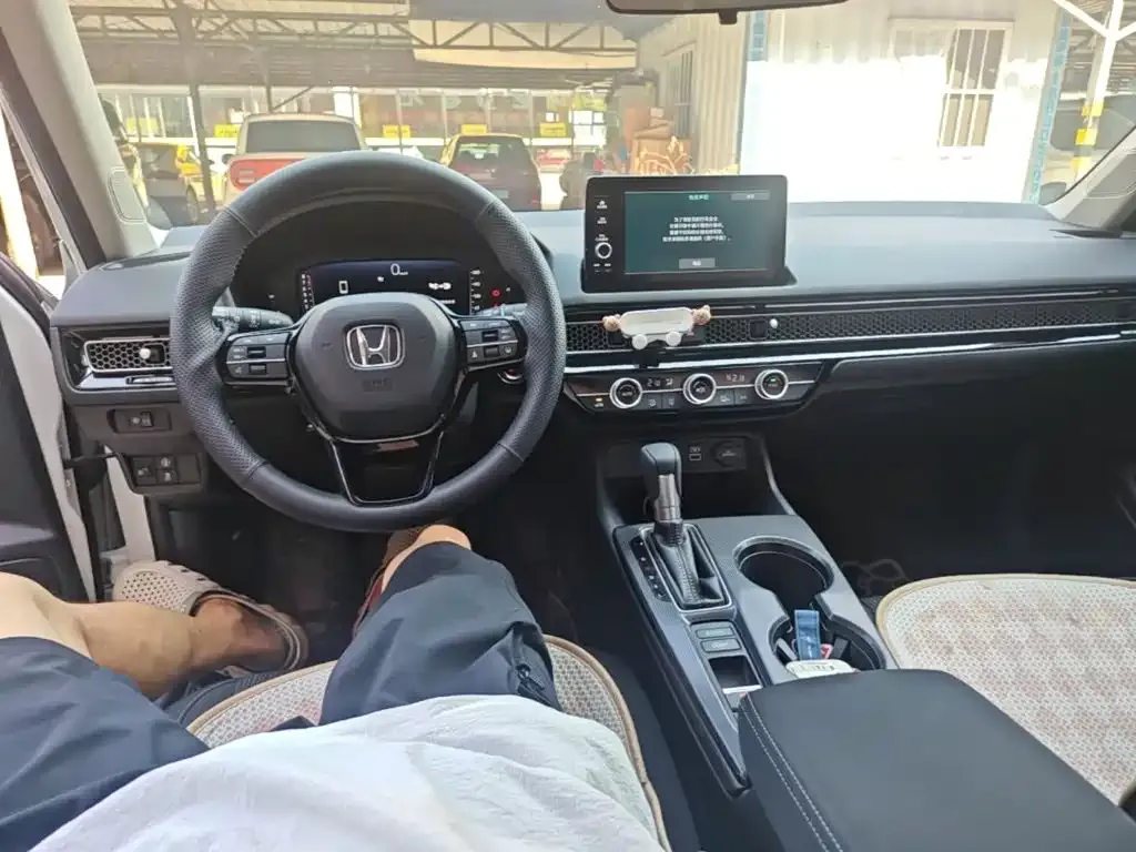 Honda Civic — фото 4