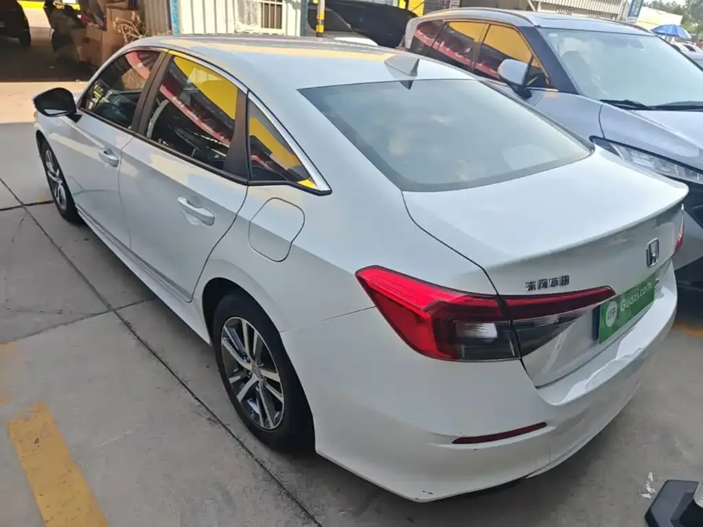 Honda Civic — фото 3