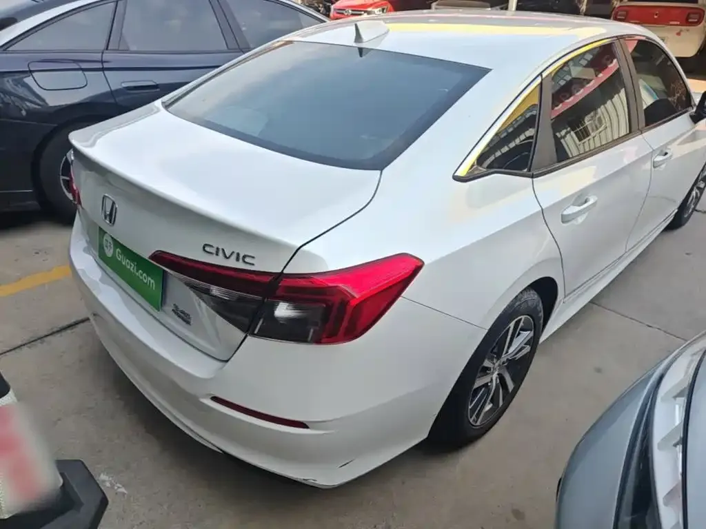 Honda Civic — фото 6