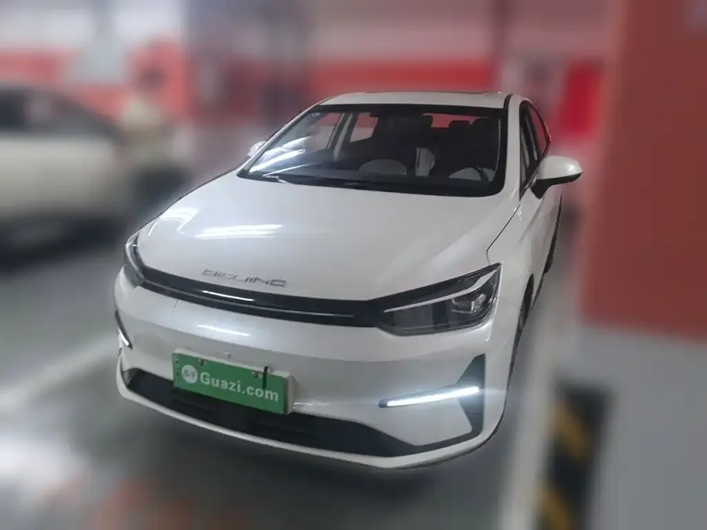 BAIC EU5 Plus — фото 1