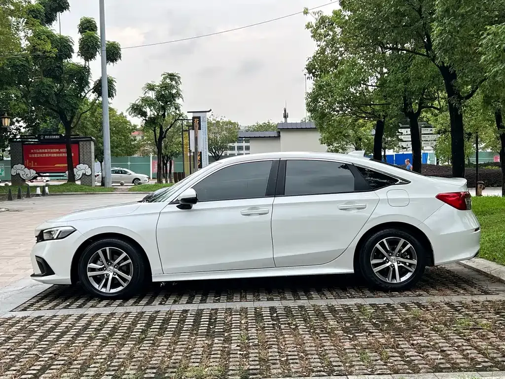 Honda Civic — фото 7