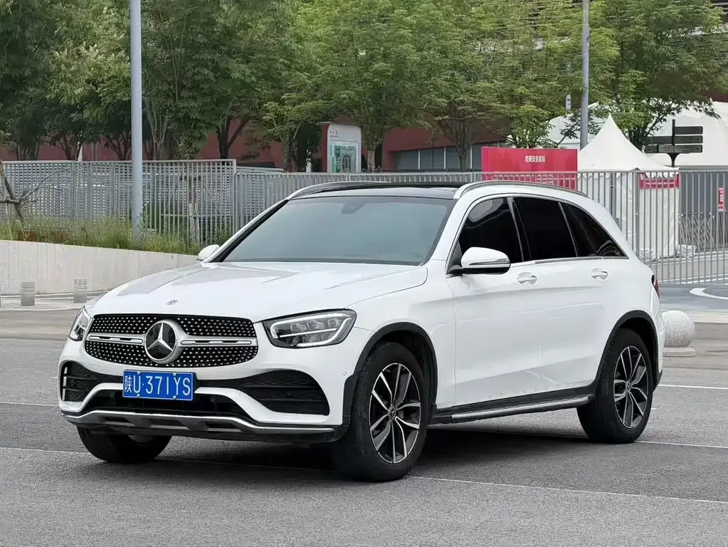 Mercedes-Benz GLC — фото 1