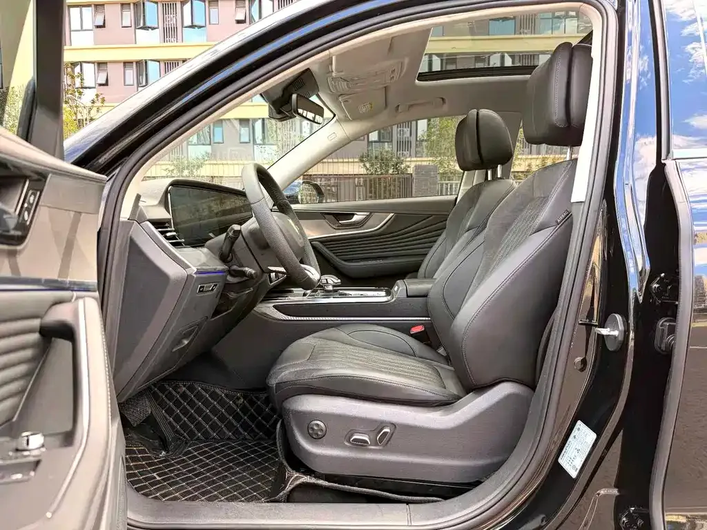 Hongqi HS5 — фото 8