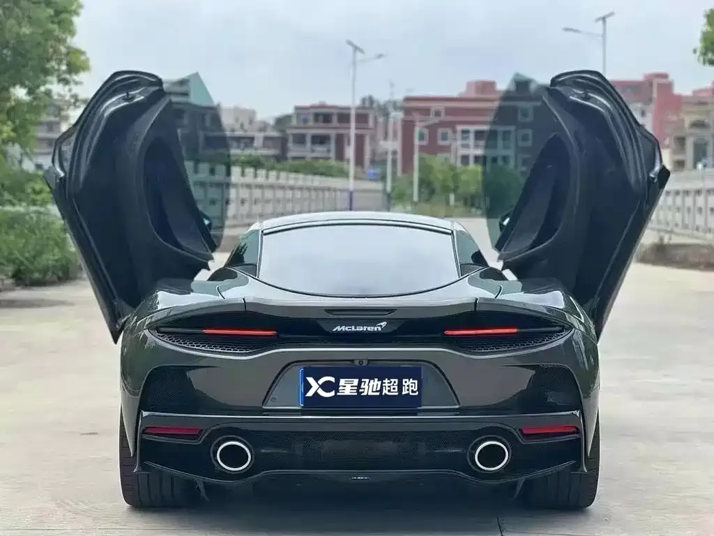 McLaren GT — фото 2
