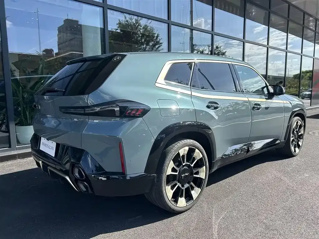 BMW XM — фото 7
