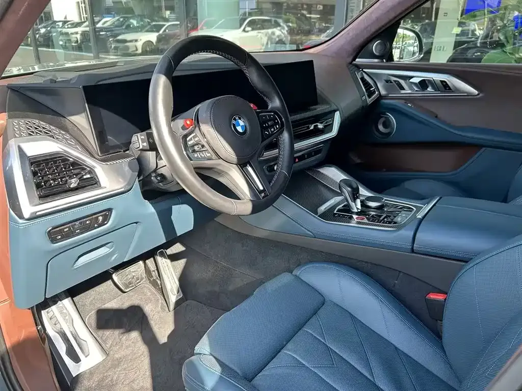 BMW XM — фото 4