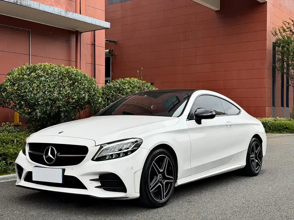 Mercedes-Benz C-Class (Import) — фото 1