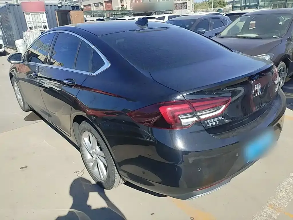 Buick Regal — фото 7