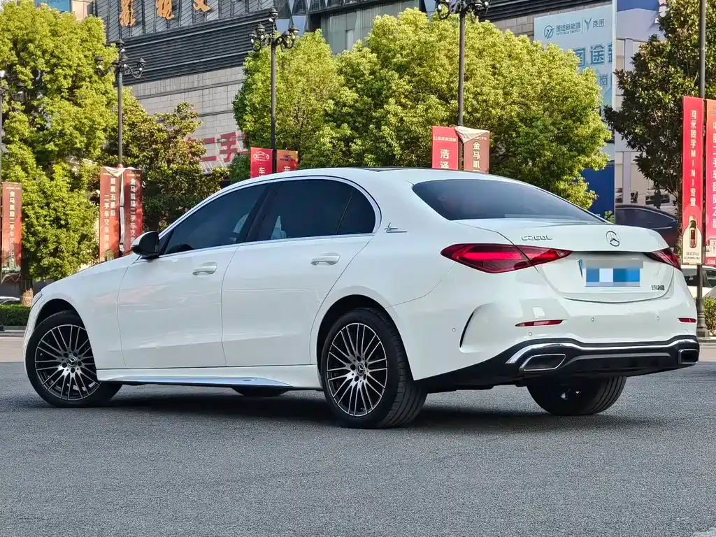 Mercedes-Benz C-Class — фото 10
