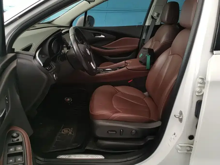 Buick Envision Plus — фото 2