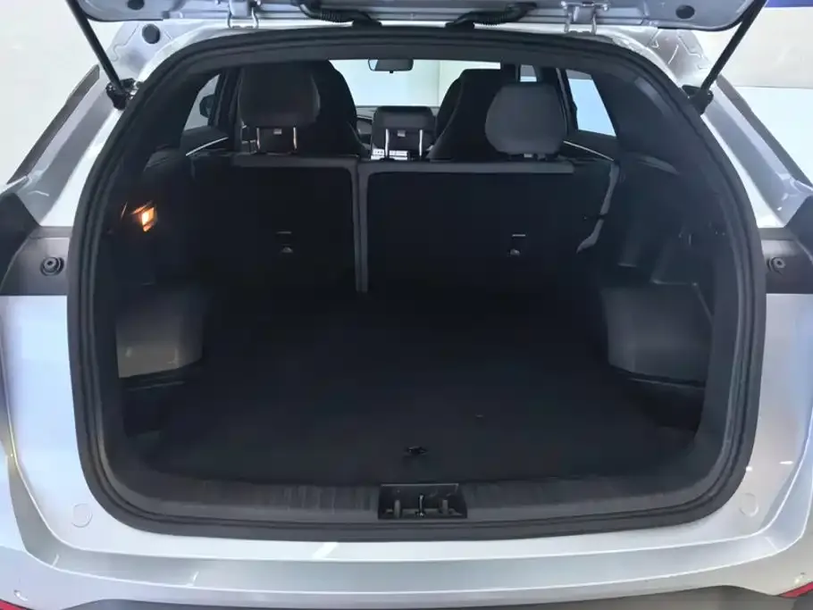Geely Galaxy L7 — фото 9
