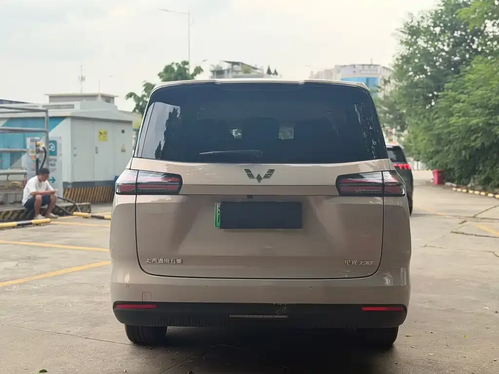 Wuling Xingguang 730 New Energy — фото 3