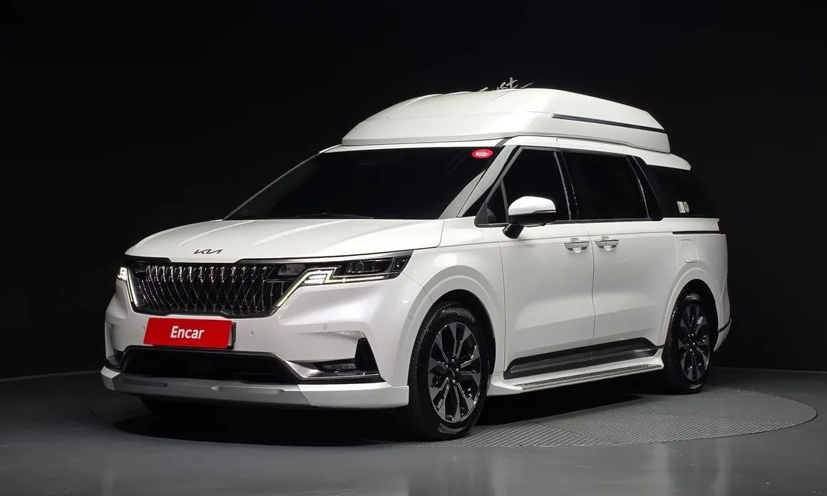 Kia Carnival — фото 1