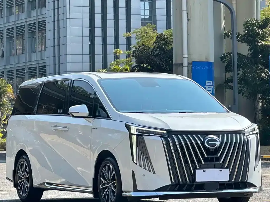 GAC Motor Trumpchi M8 — фото 3