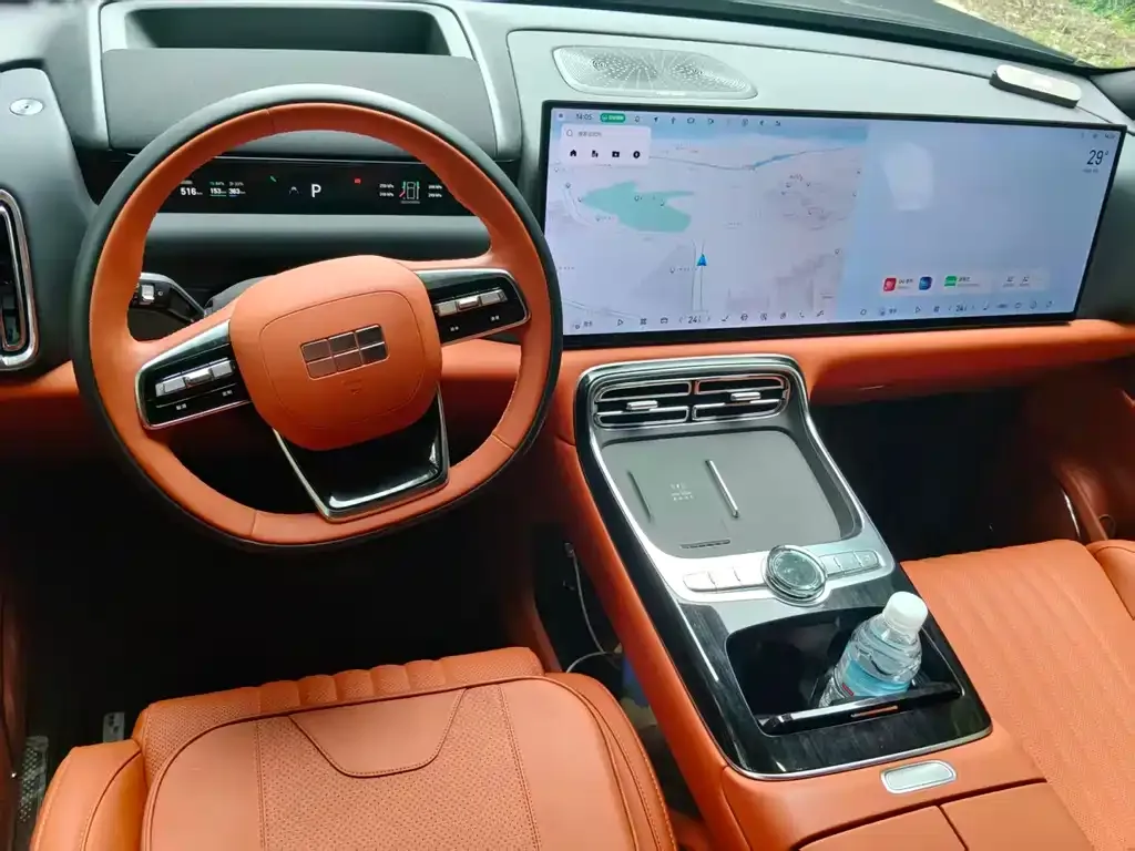 Geely Galaxy M9 — фото 4