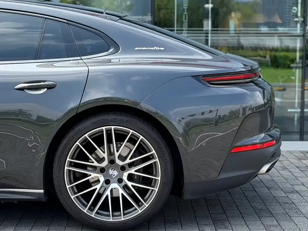 Porsche Panamera — фото 3