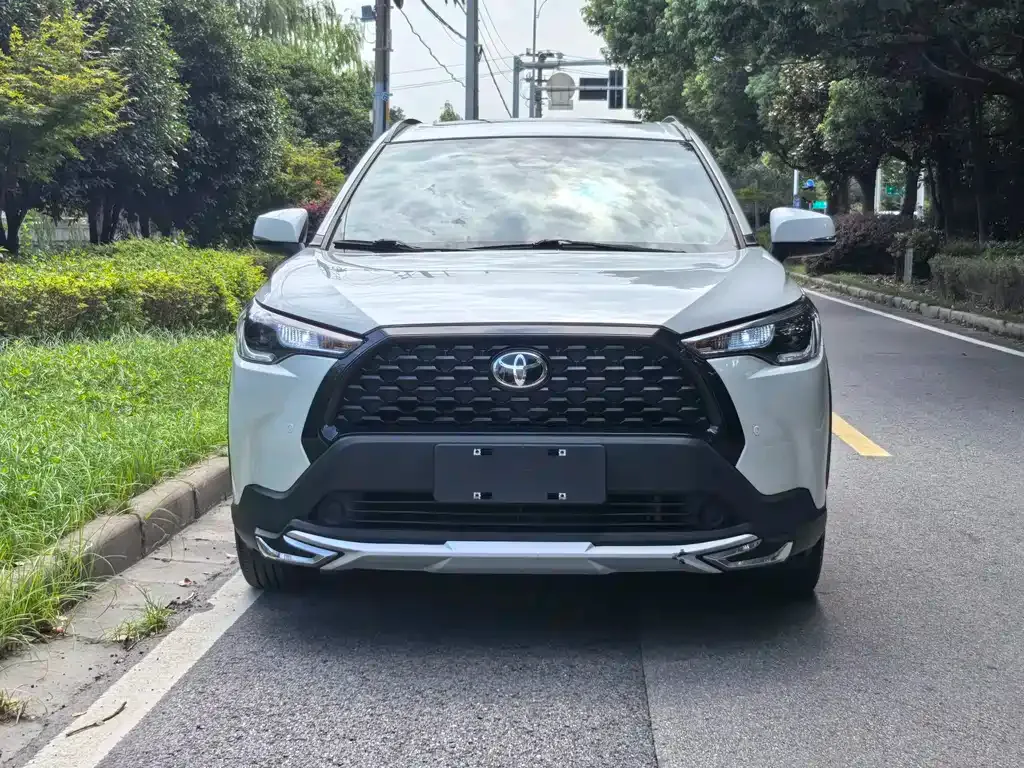 Toyota Corolla Cross — фото 3