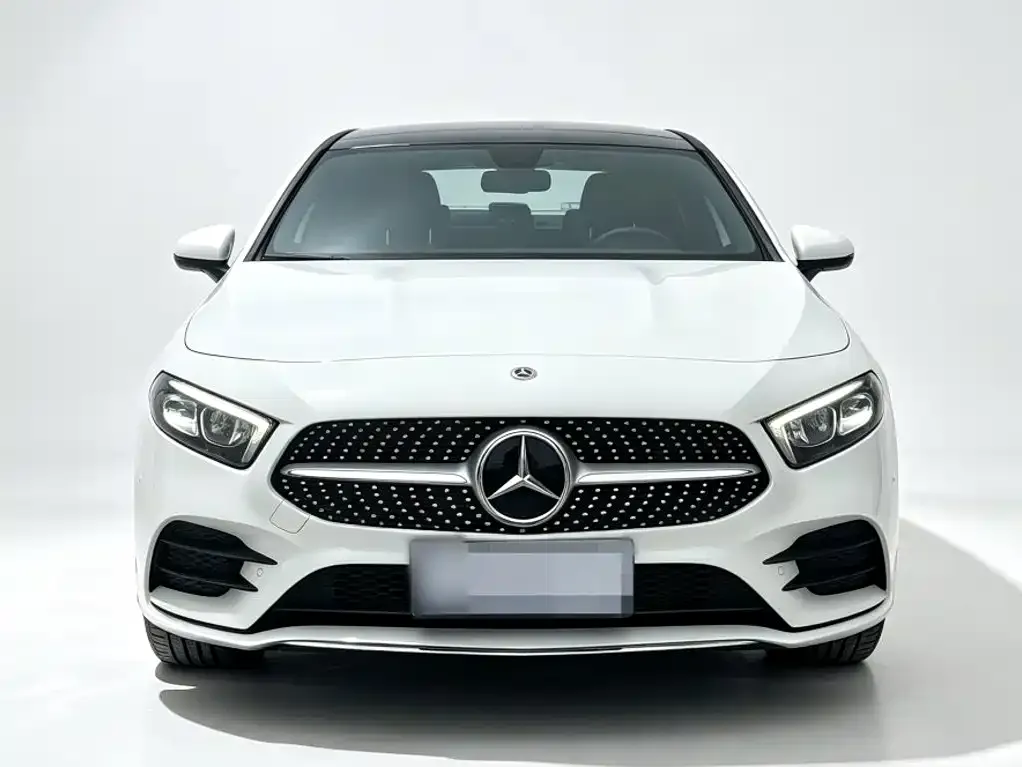 Mercedes-Benz A-Class — фото 8
