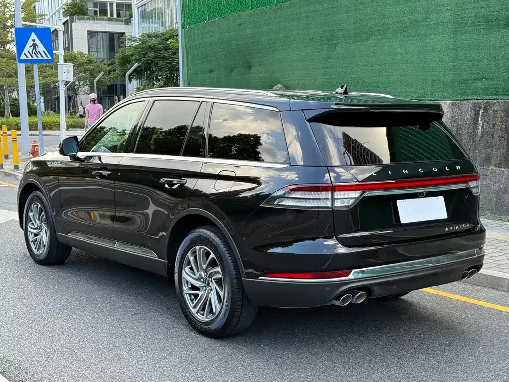 Lincoln Aviator — фото 5