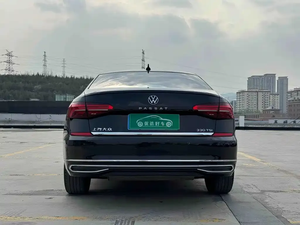 Volkswagen Passat — фото 4