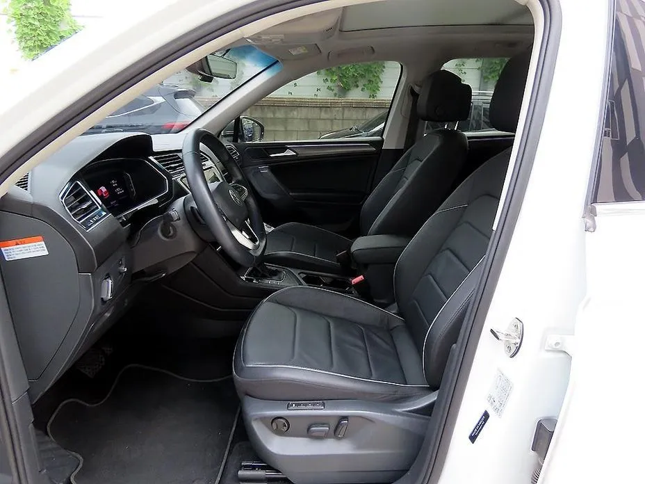 Volkswagen Tiguan — фото 8