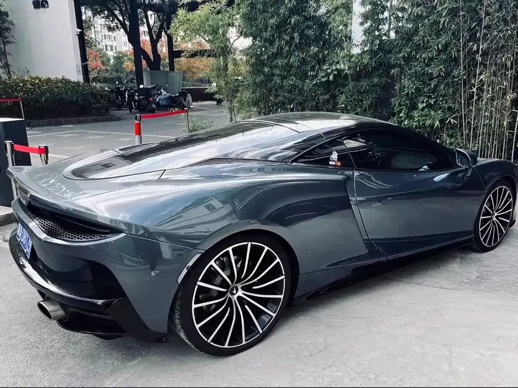 McLaren GT — фото 3