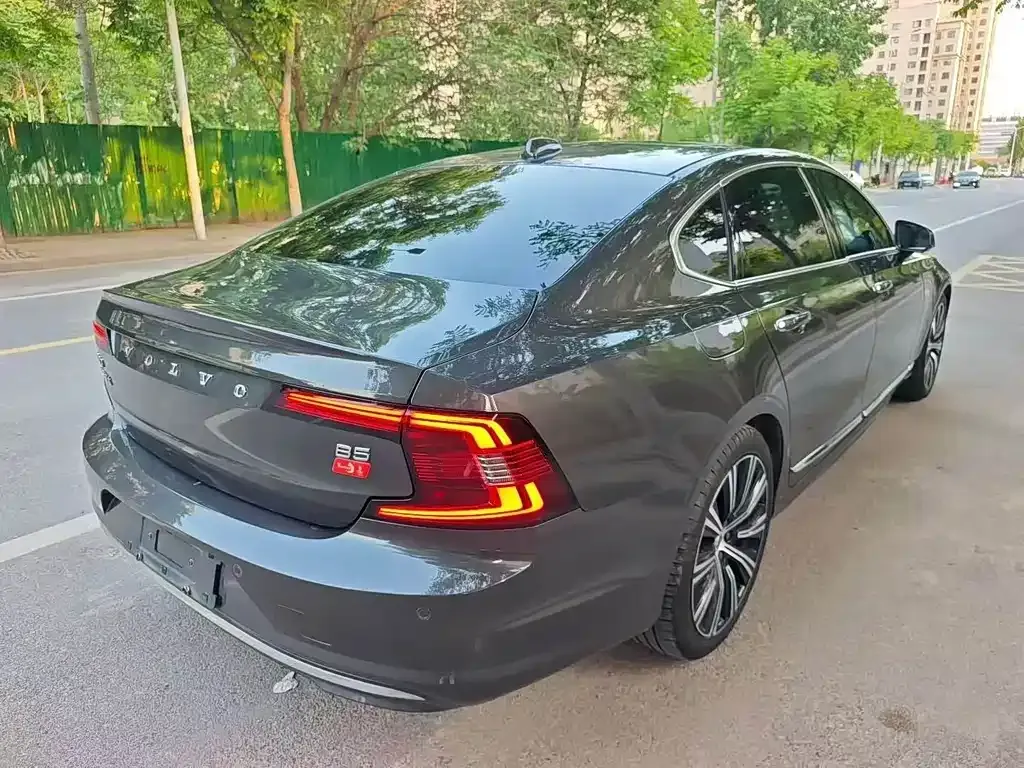 Volvo S90 — фото 5