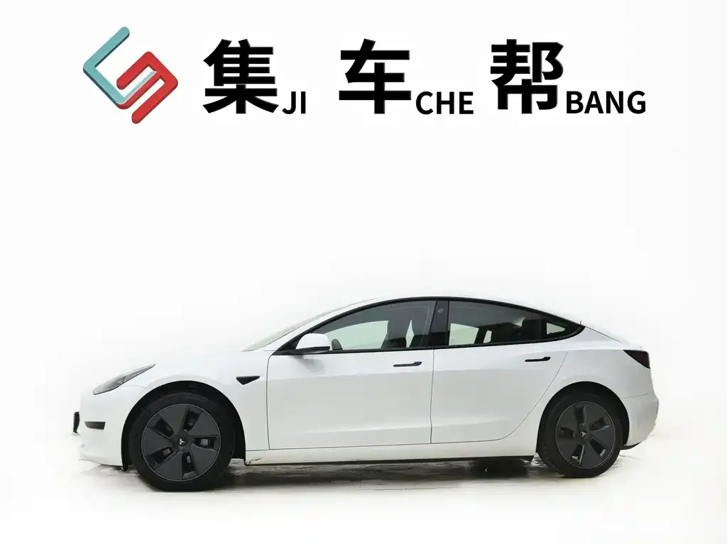 Tesla Model 3 — фото 10