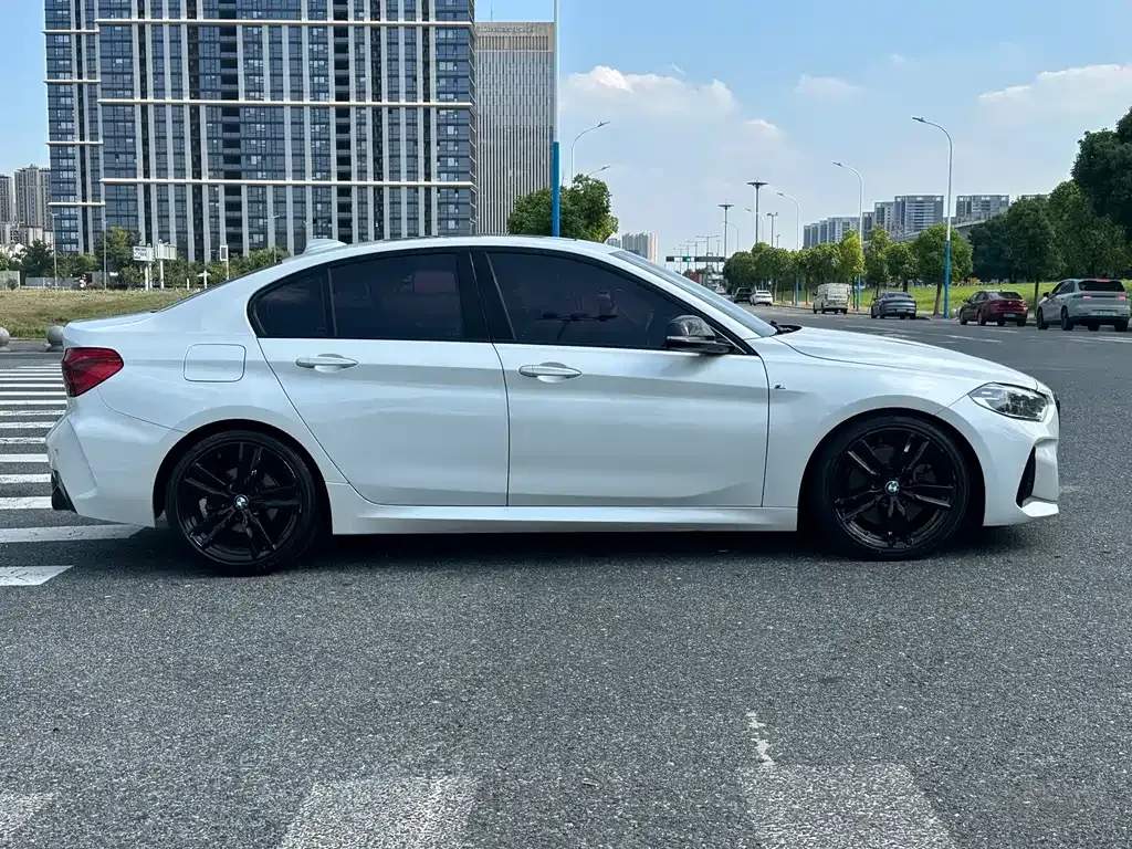 BMW 1 Series — фото 9