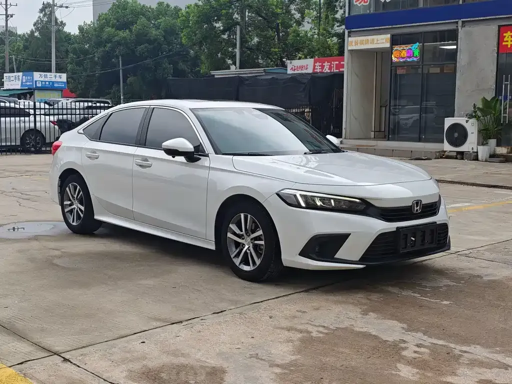 Honda Civic — фото 7
