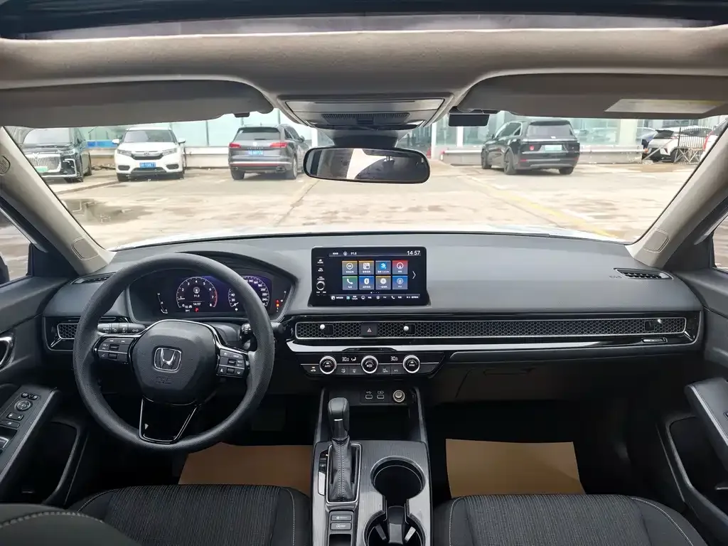 Honda Civic — фото 8