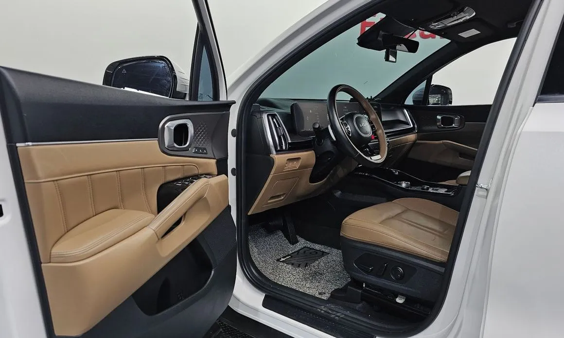Kia Sorento — фото 6