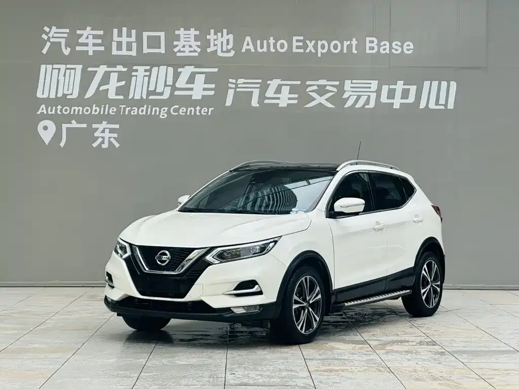 Nissan Qashqai — фото 1